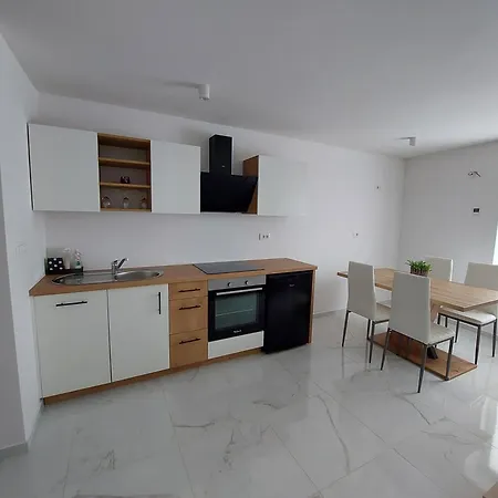 Apartment Apartma 47 *