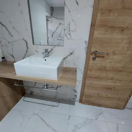 Apartma 47 * Kobarid
