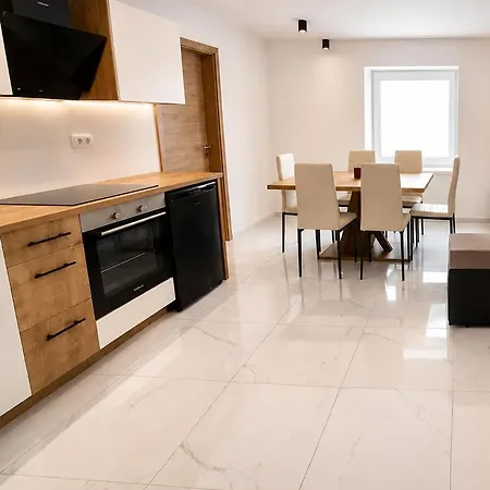 Apartma 47 Apartment *
